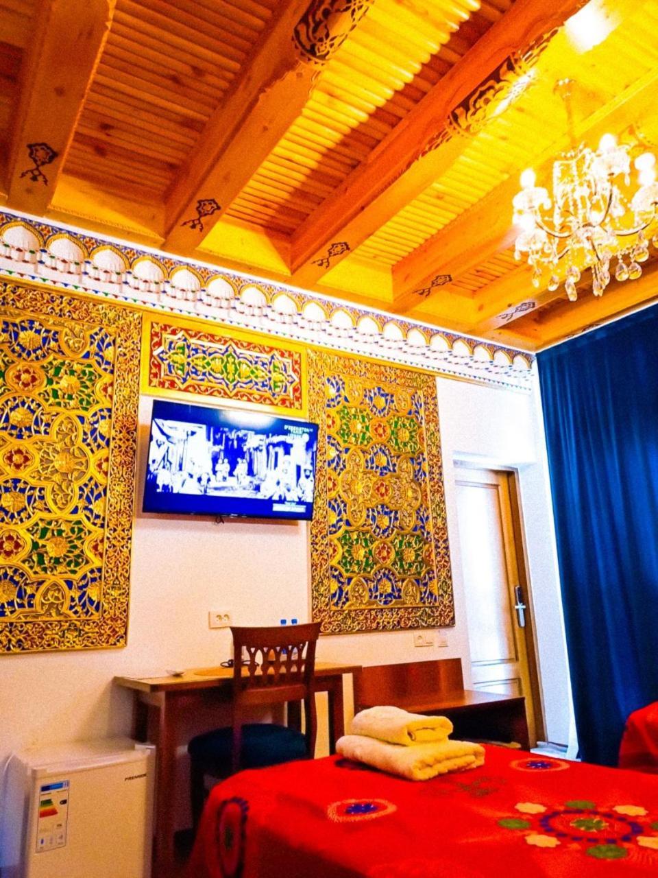 Meros Hotel Boukhara Extérieur photo