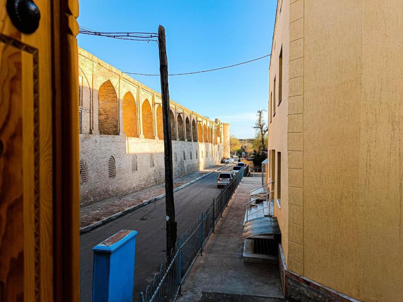Meros Hotel Boukhara Extérieur photo
